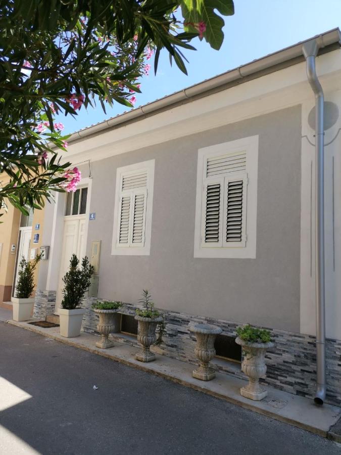 Apartmani Kaiserin - Bed and Breakfast Crikvenica