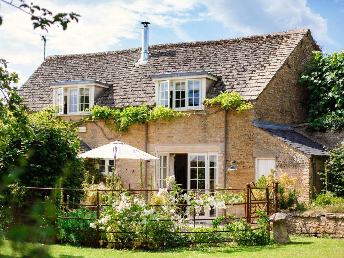 Apple Store Cottage - B&B