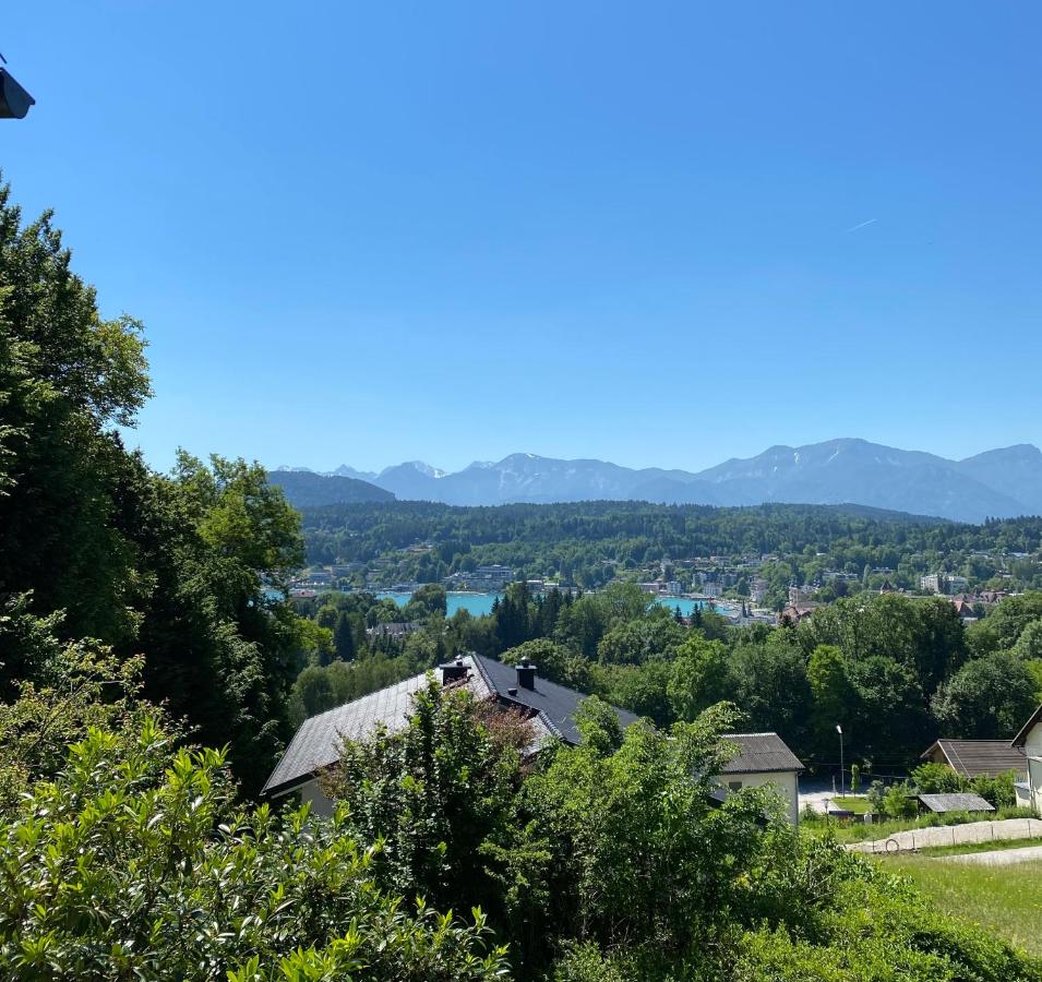 Gemütliche Ferienwohnung mit Terrasse und Seeblick - Chambres d’hôtes