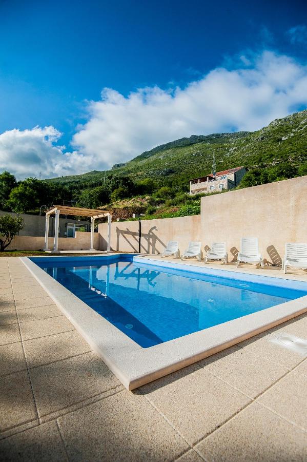 Apartments Muller - Bed and Breakfast Mlini