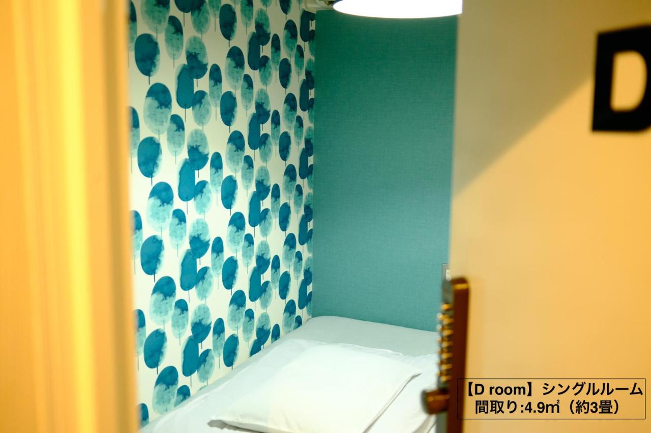 Camera Singola Standard con Bagno in Comune 