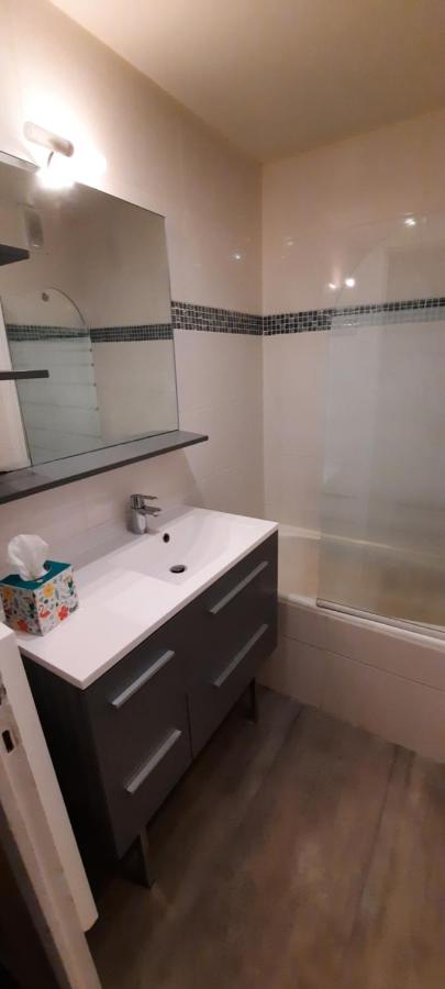 T2 PRALOUP 1600 bat Chanteclerc 6 personnes 36m2 avec chambre à part et 2 TV - B&B Uvernet-Fours