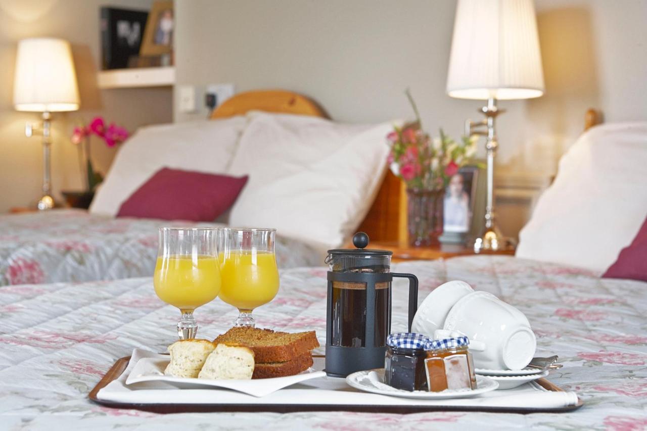 Zweibettzimmer mit eigenem Bad