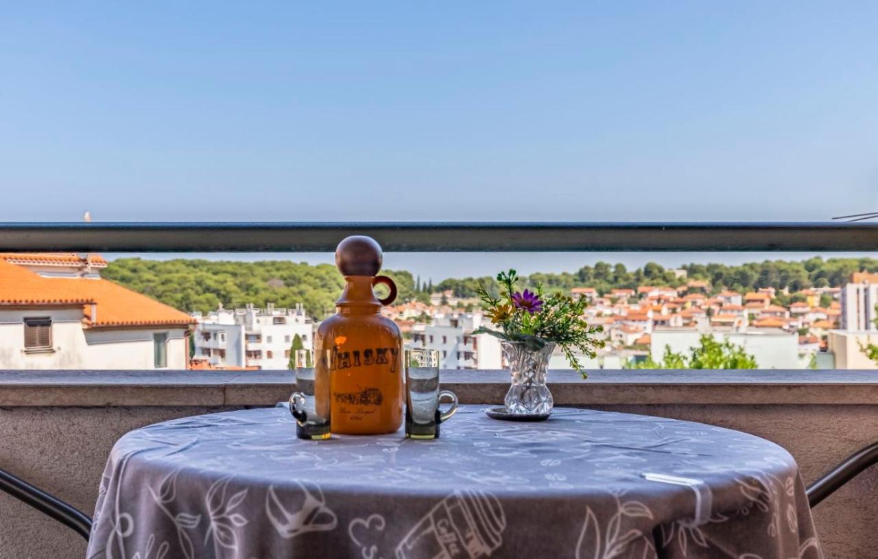 Big swimming pool Apartment Monvidal - B&B