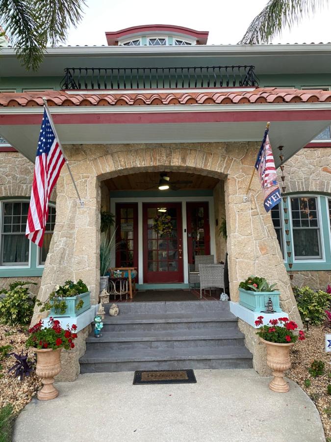 Ms. Maggie's South Country Inn - B&B