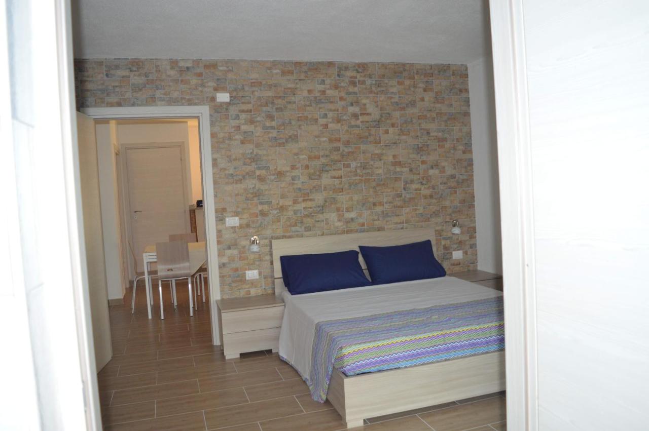 Zimmer mit Kingsize-Bett - Barrierefrei/befahrbare Dusche