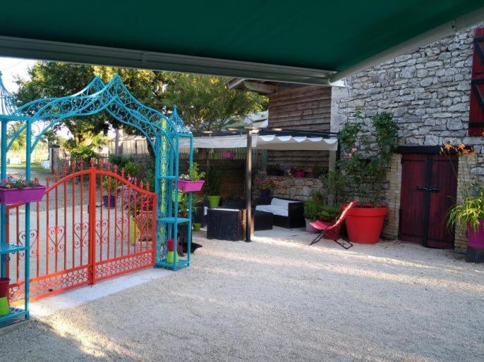 Belle Quercynoise piscine jacuzzi partagés - Ferienwohnung