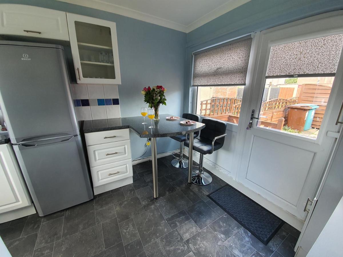 PREMIER - Kenilworth House - Bed and Breakfast
