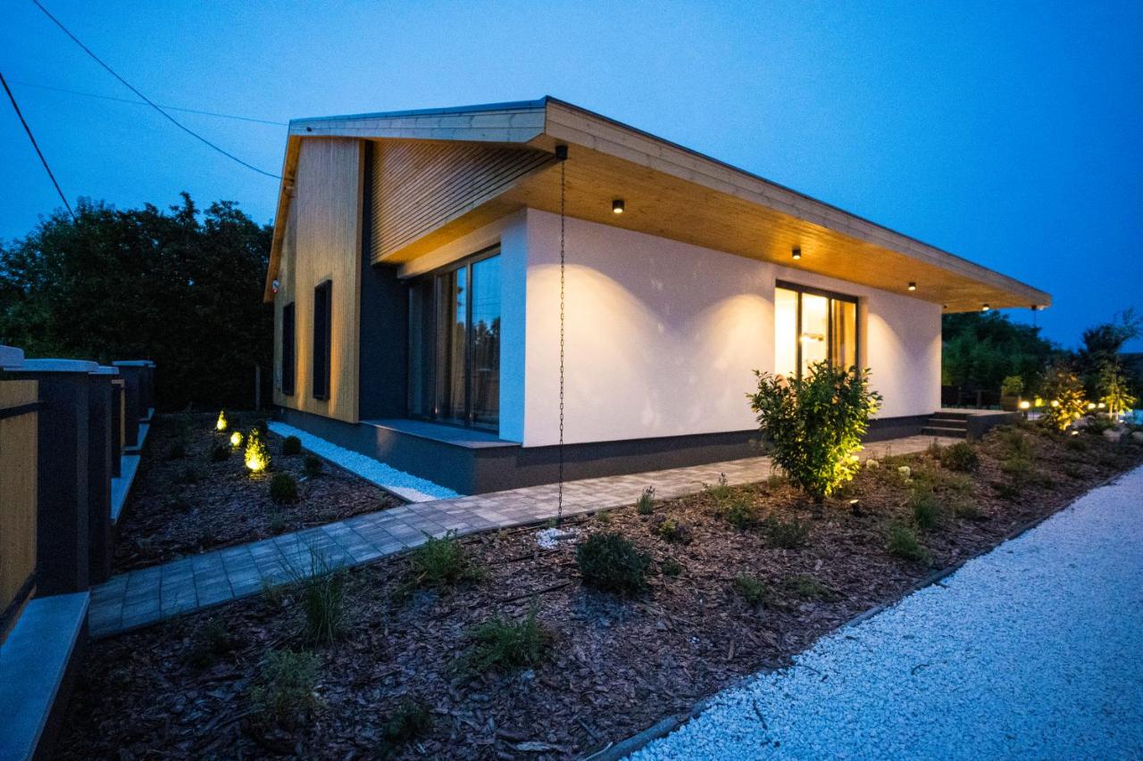 NaturART Vendégház Tiszafüred - Ferienwohnung Tiszafüred