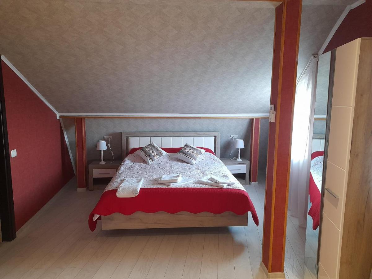Deluxe Zimmer mit Kingsize-Bett
