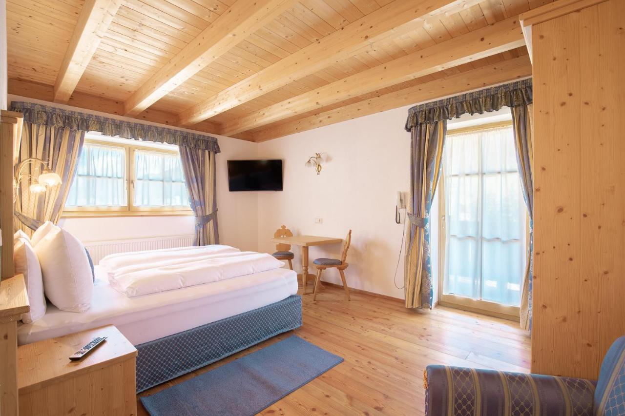 Double or Twin Room with Balcony