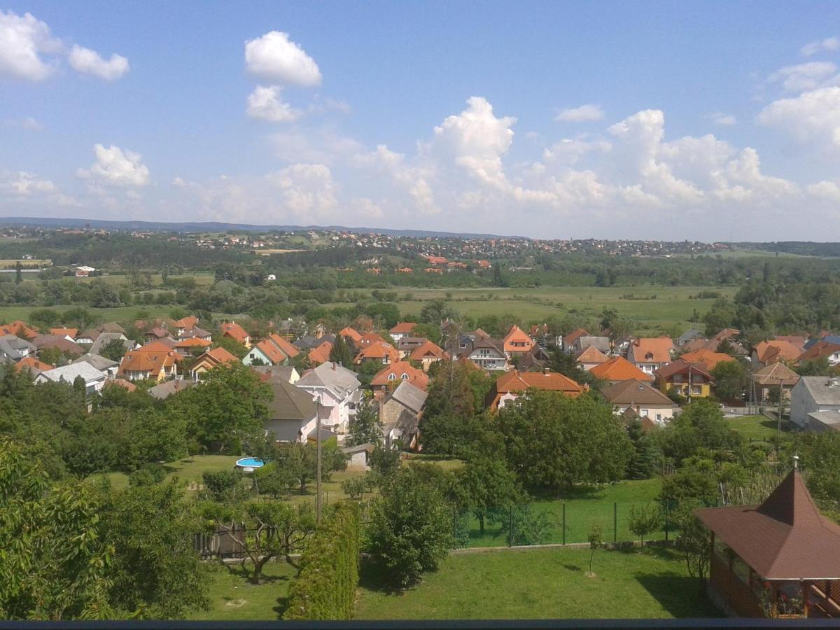 Apartment mit 1 Schlafzimmer, Balkon und Aussicht