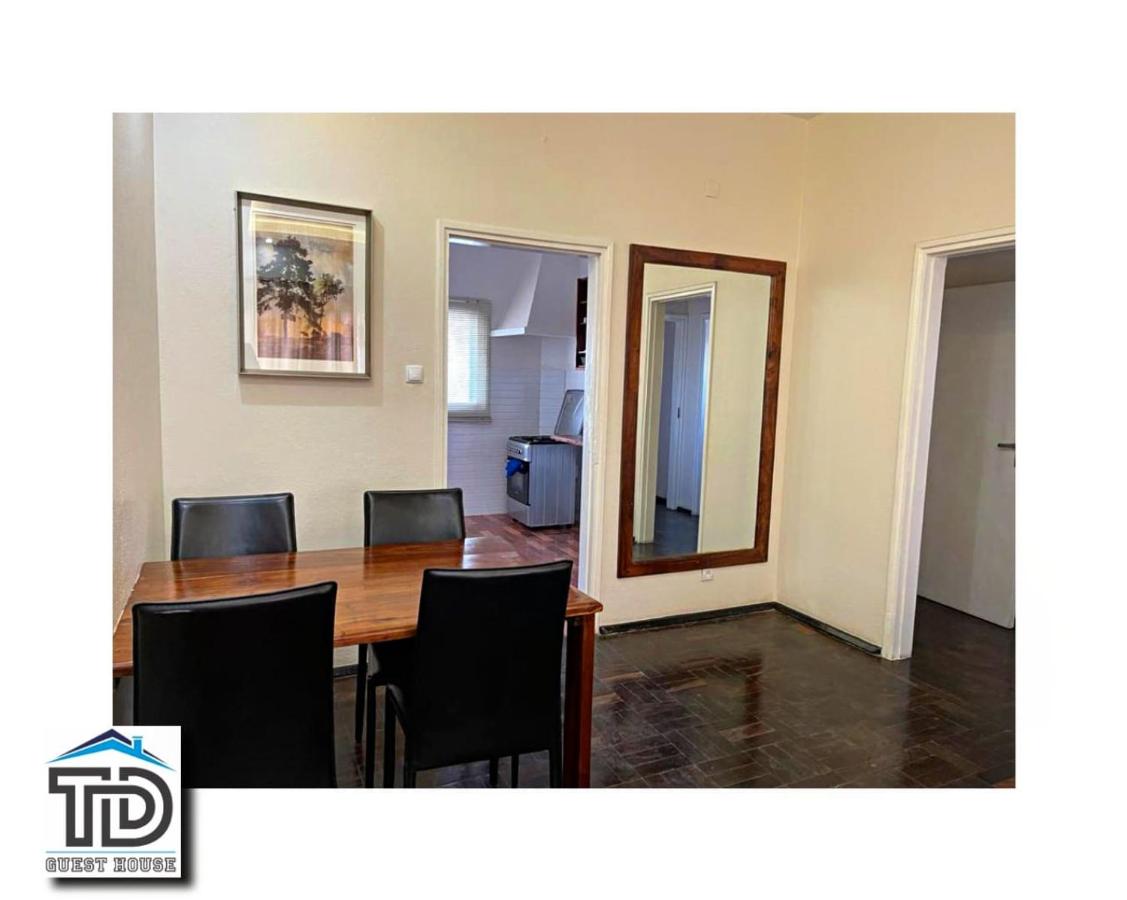 TD Guest House 4 Plus - B&B