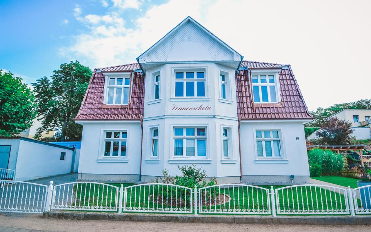 Haus Sonnenschein Ferienwohnung Ole - B&B