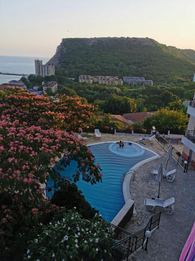 Fancy apartment at Villa Saint George - B&B Kavarna