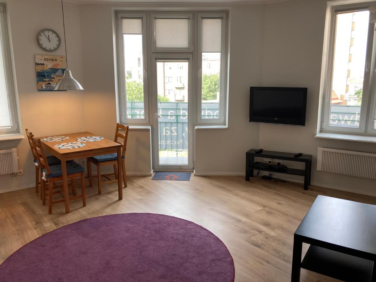 Apartament 5 minut od Dworca Głównego w Gdyni - B&B