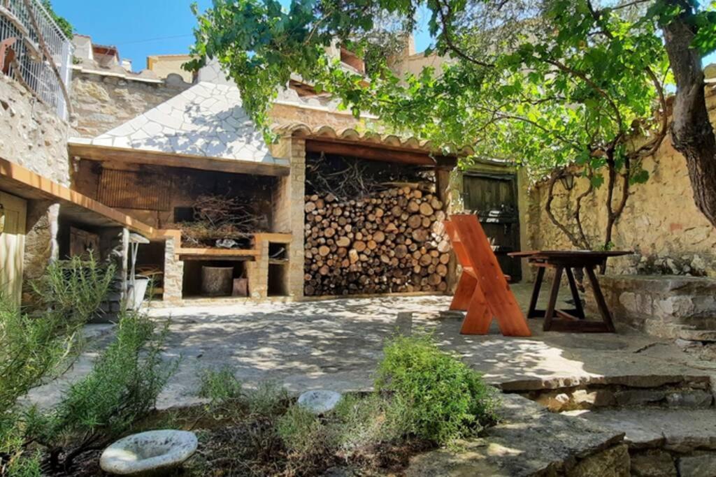 CA JOAN a VILLORES, Els Ports (País Valencià) - B&B Villores