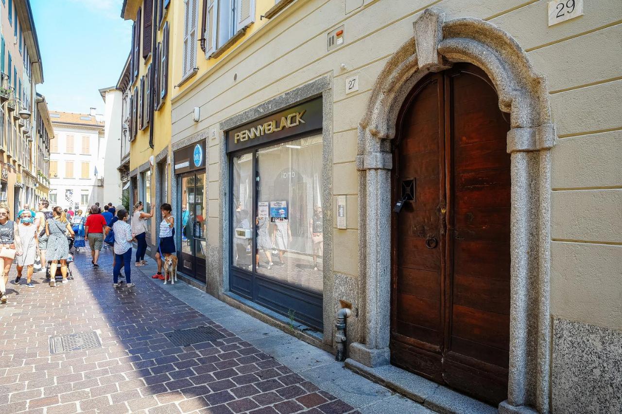 Caesar Suites by "The House Of Travelers" - B&B Como