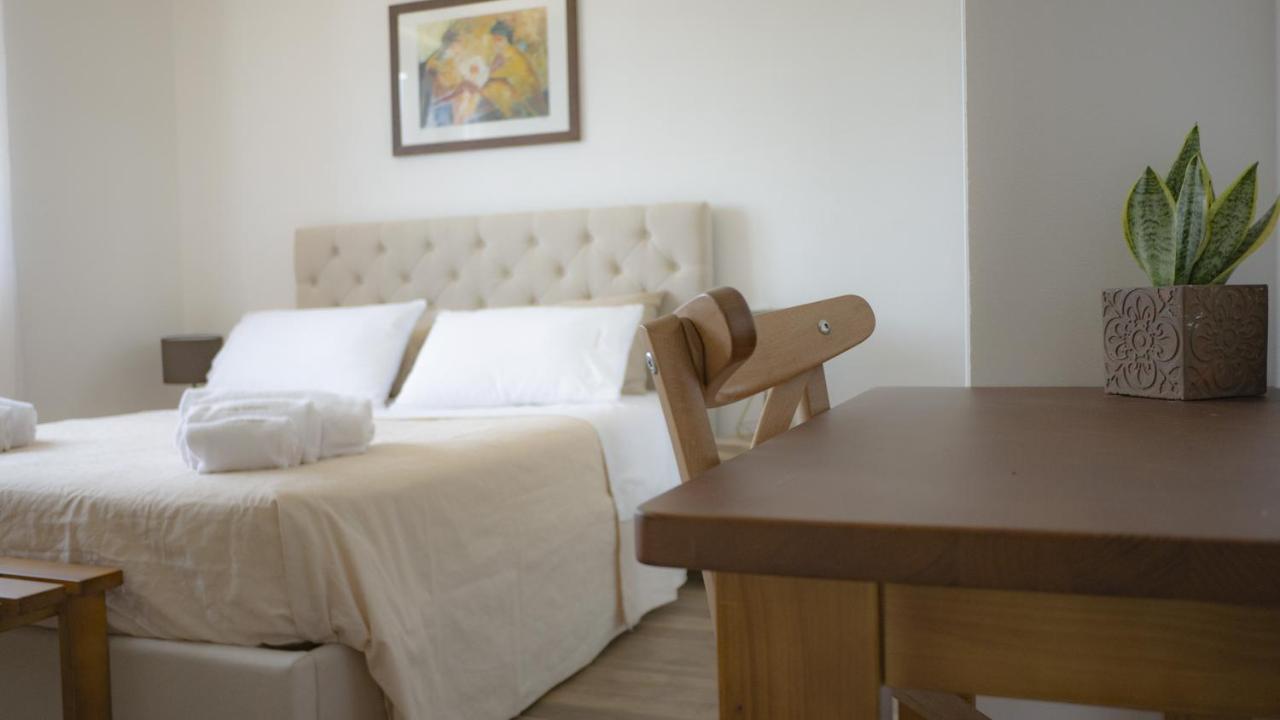 Camera Deluxe Matrimoniale con Vista Mare