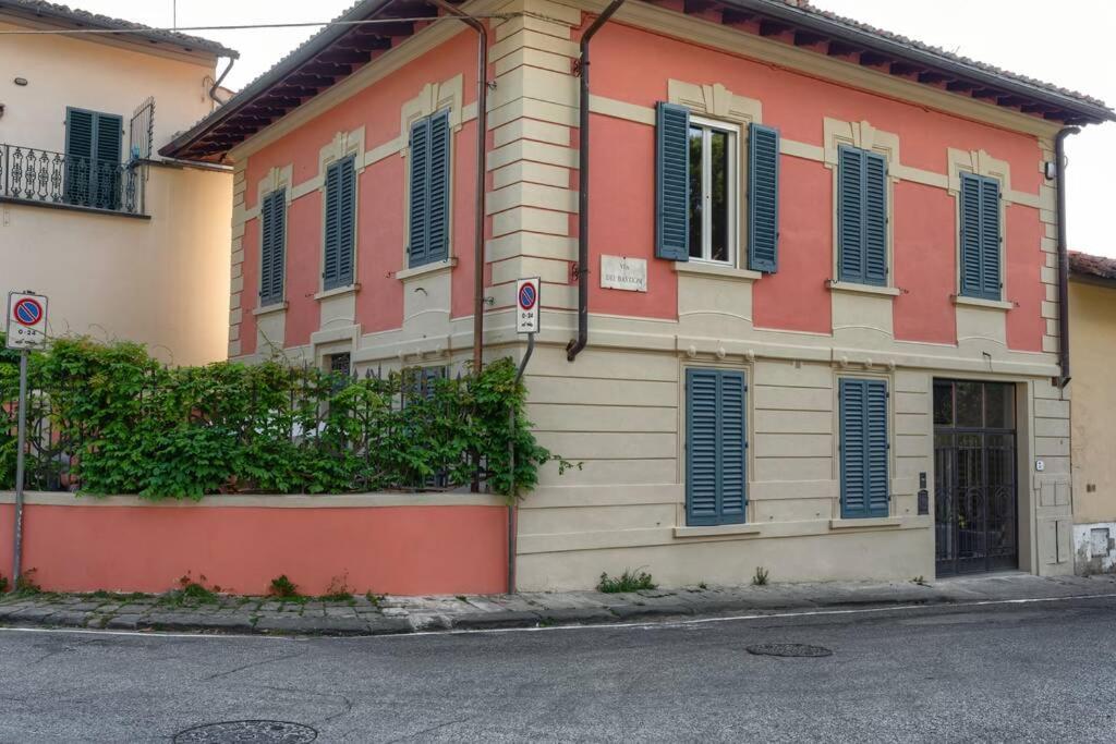 Ex Artist Studio Loft near Piazzale Michelangelo - B&B Firenze