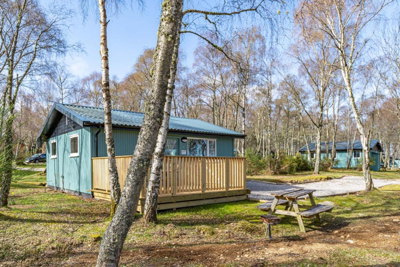 Bracken Lodge 16 with Hot Tub - Bed and Breakfast