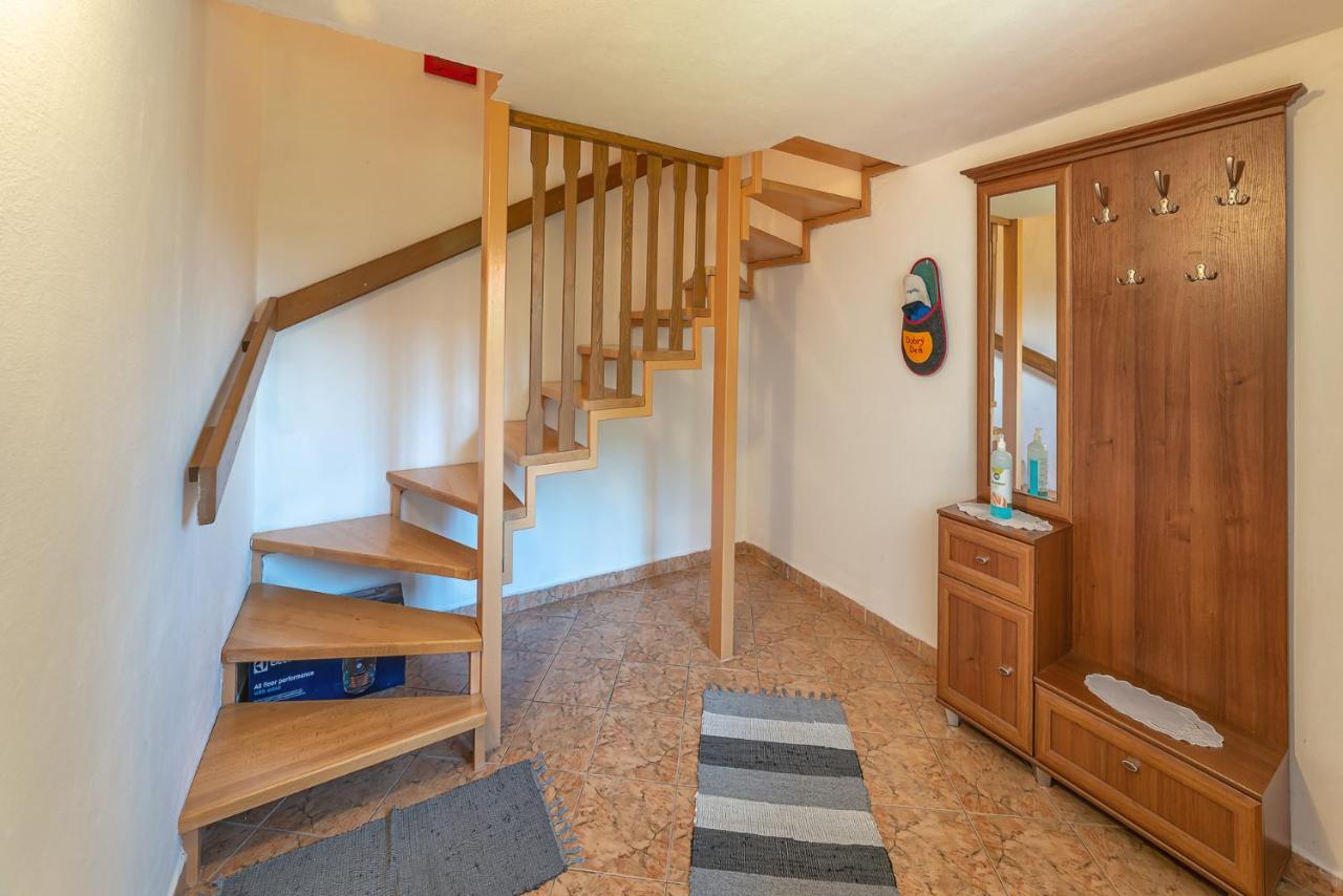 Appartamento con 2 Camere da Letto