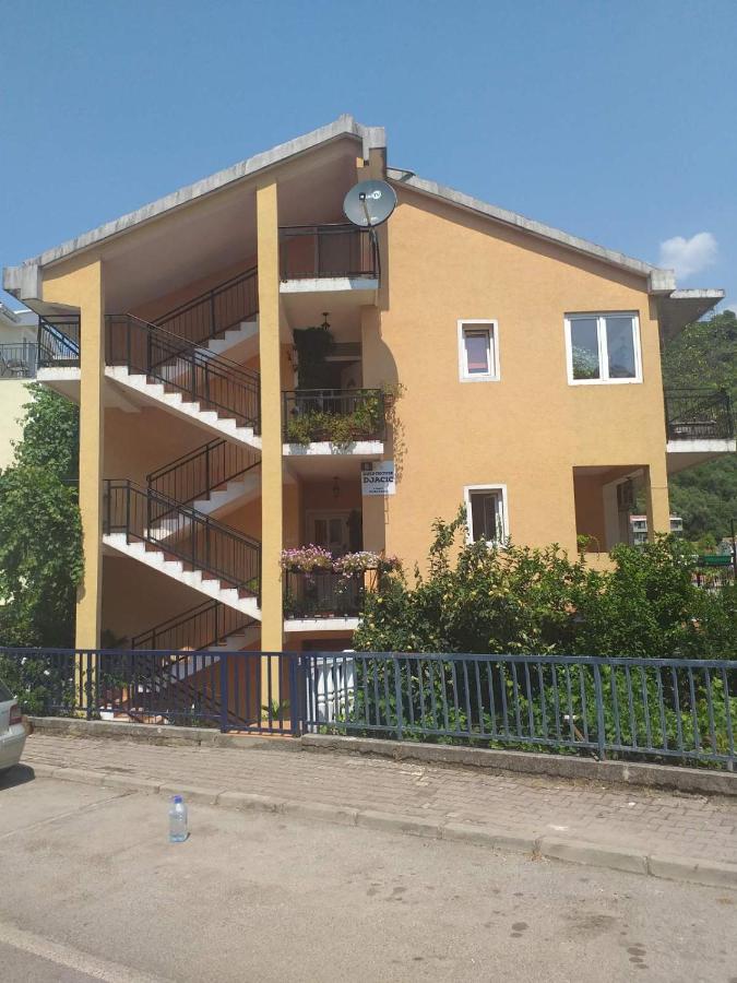 Camera Doppia con Letti Singoli con Balcone