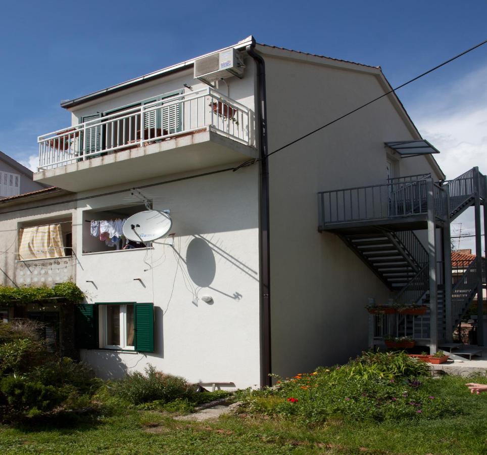Apartment Firule Sandy Beach - B&B