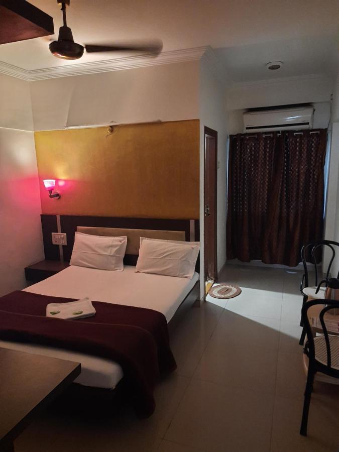 B&B Mahabaleshwar - HOTEL S K PALACE - Bed and Breakfast Mahabaleshwar
