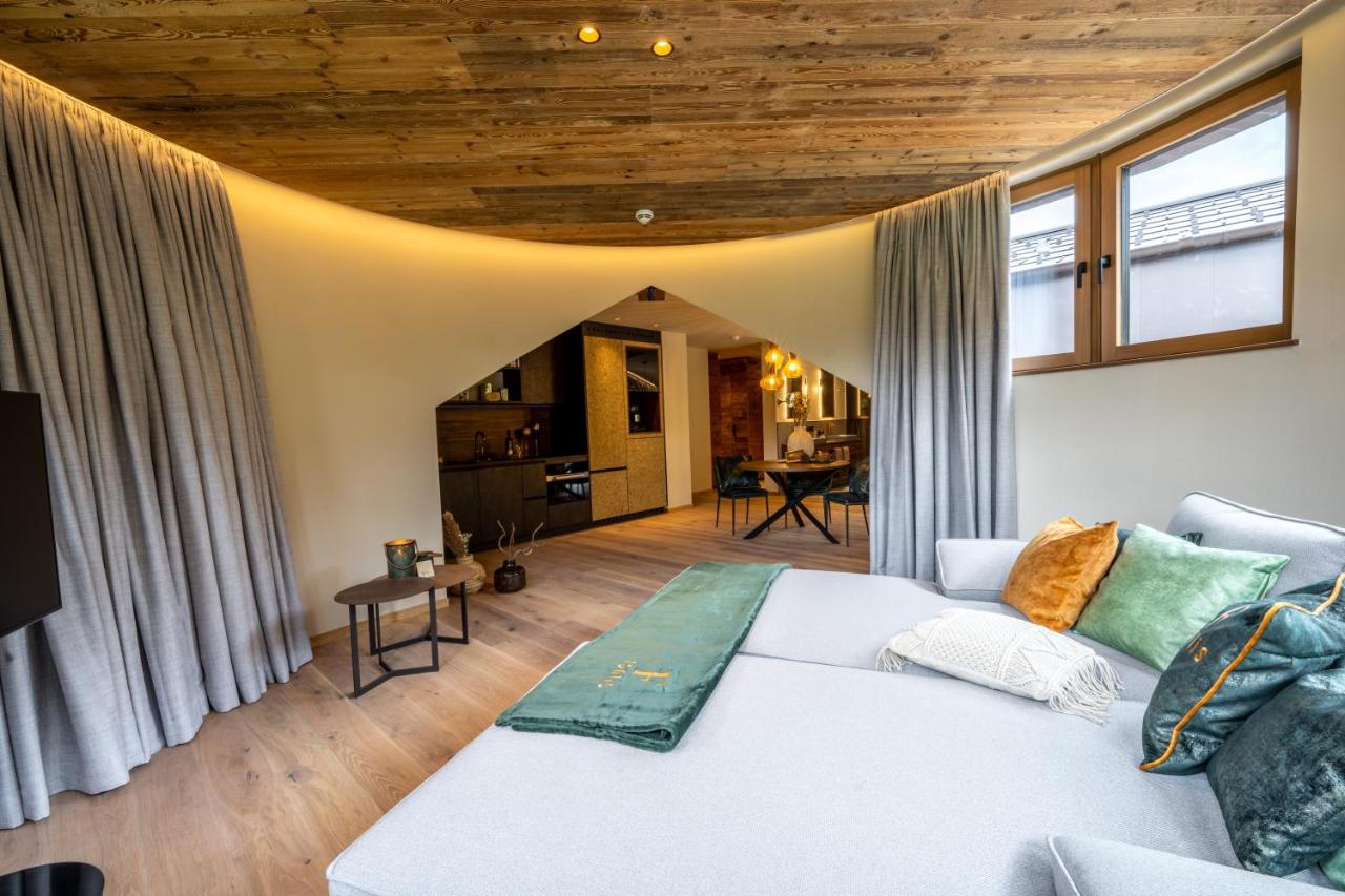 Suite with Mountain View