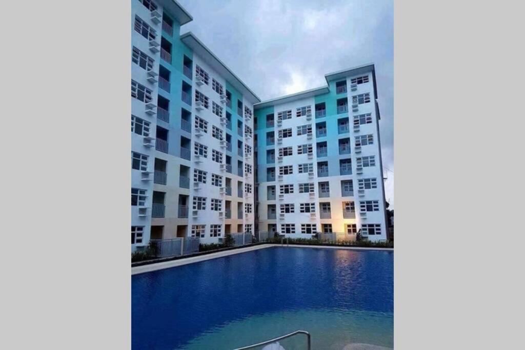 Seawind Cozy 2Br Modern Scandinivian - B&B Davao