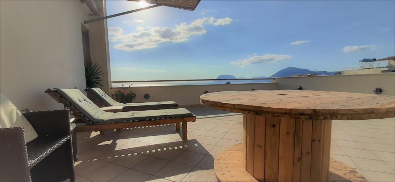 V for the View - B&B