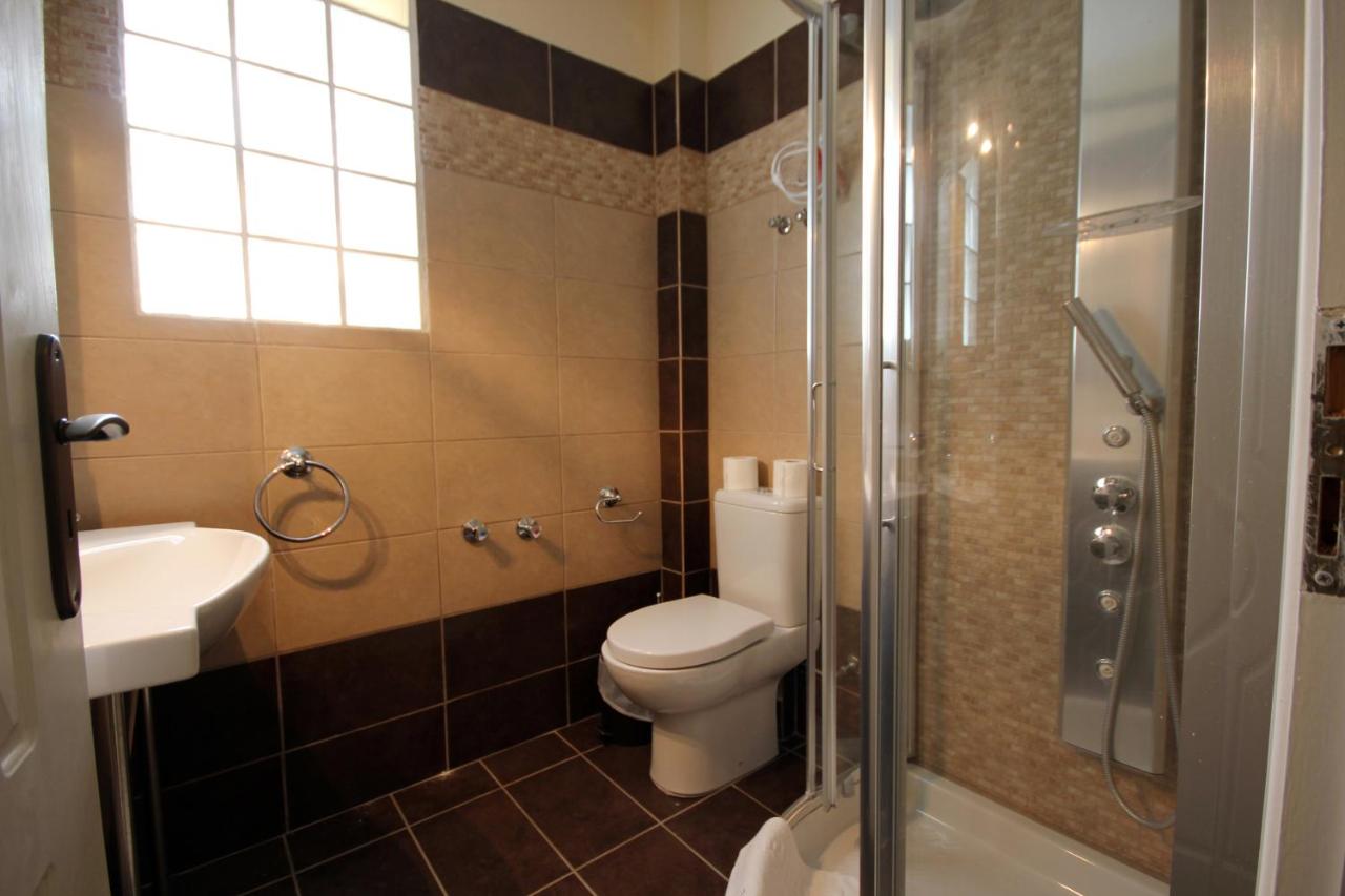 Apartamento de 1 dormitorio con vistas al jardín