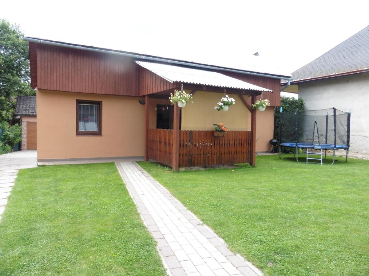 Domček pre rodinku a priateľov - B&B Bešeňová