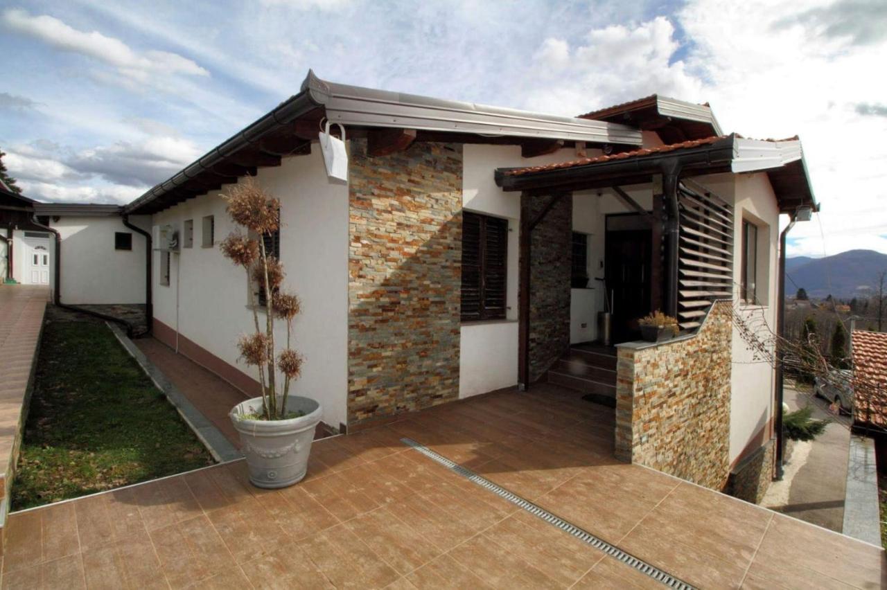 Apartment Casa Sarajevo - Ferienwohnung