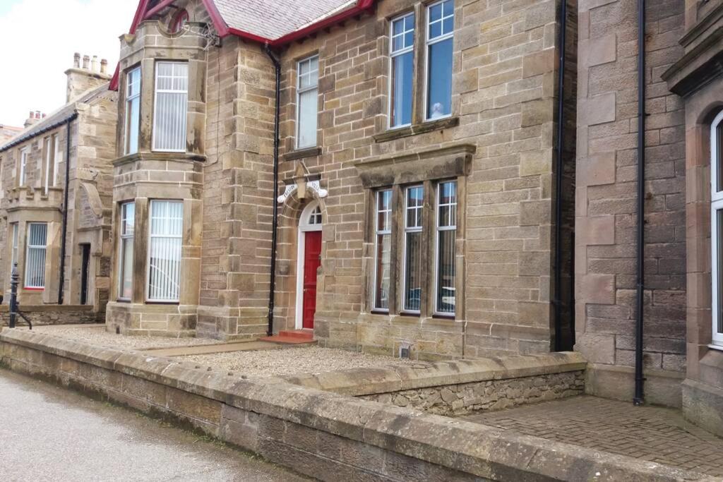 B&B Buckie - Preston Villa, spacious ground floor apartment - Bed and Breakfast Buckie