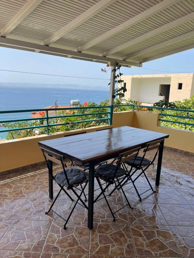 Appartamento con 2 Camere da Letto e Balcone
