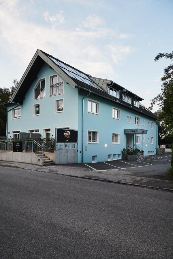 HOMEBOUND APARTMENTS Salzburg City I - contactless check-in - B&B