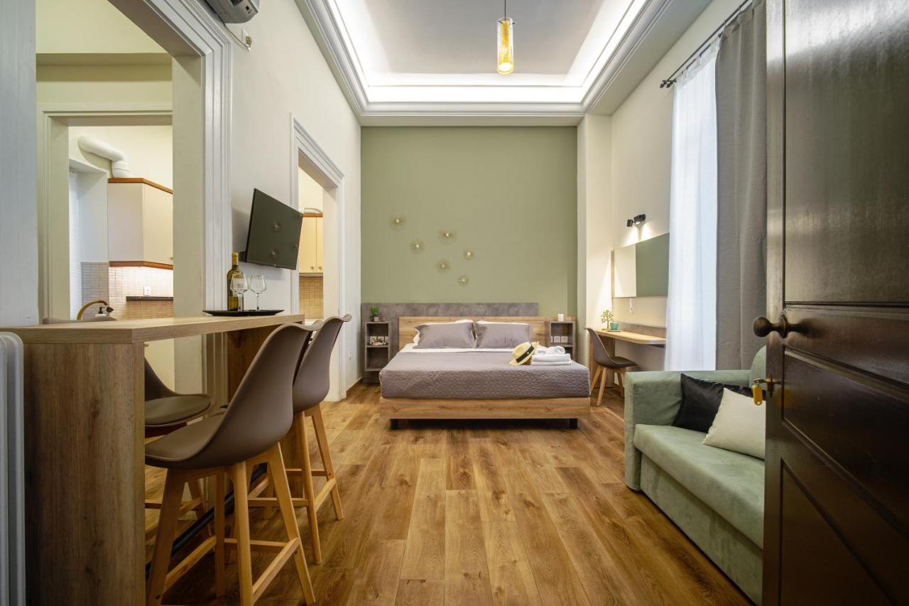 Deluxe Apartment