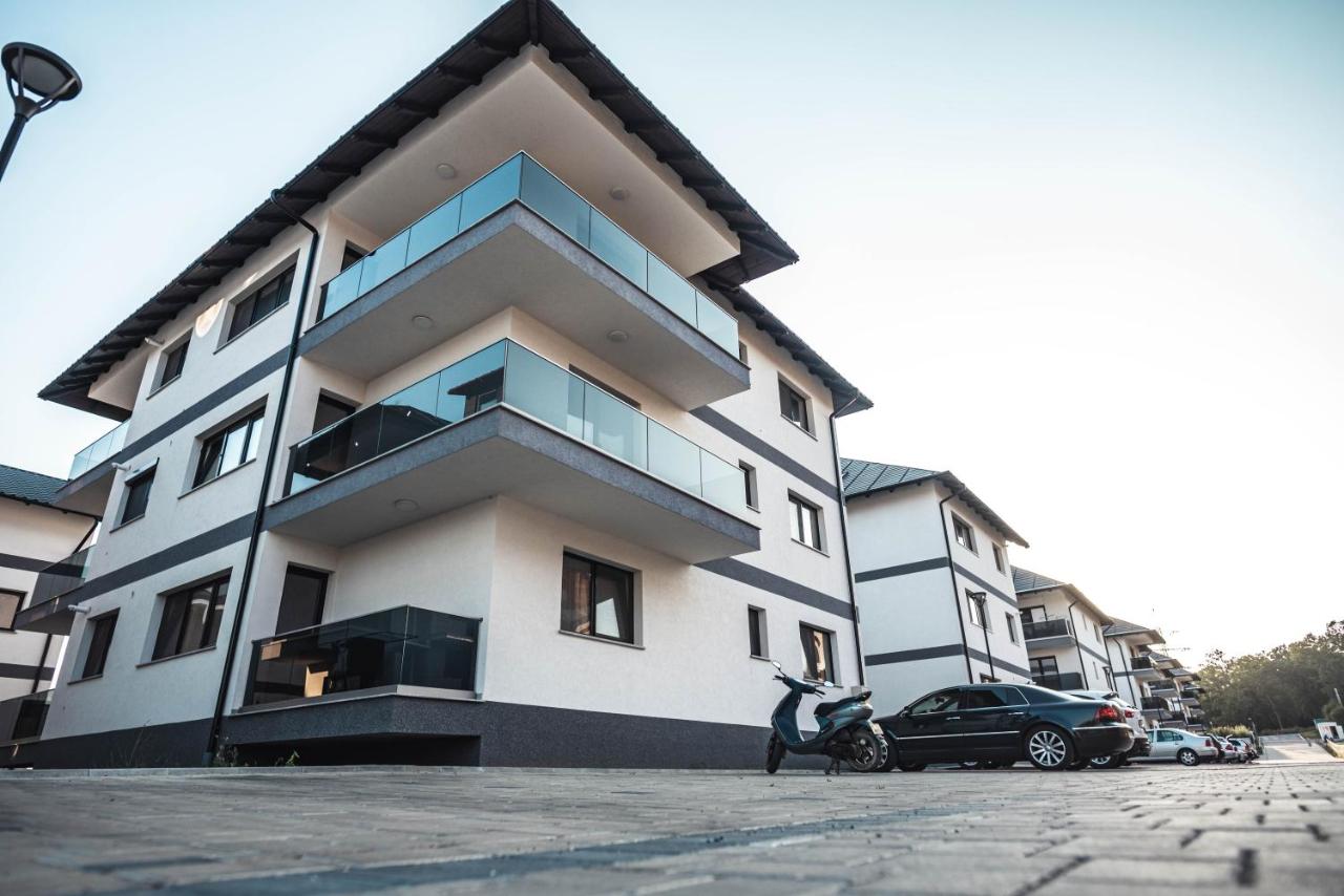 La Stejari Apartment - Bed and Breakfast Suceava