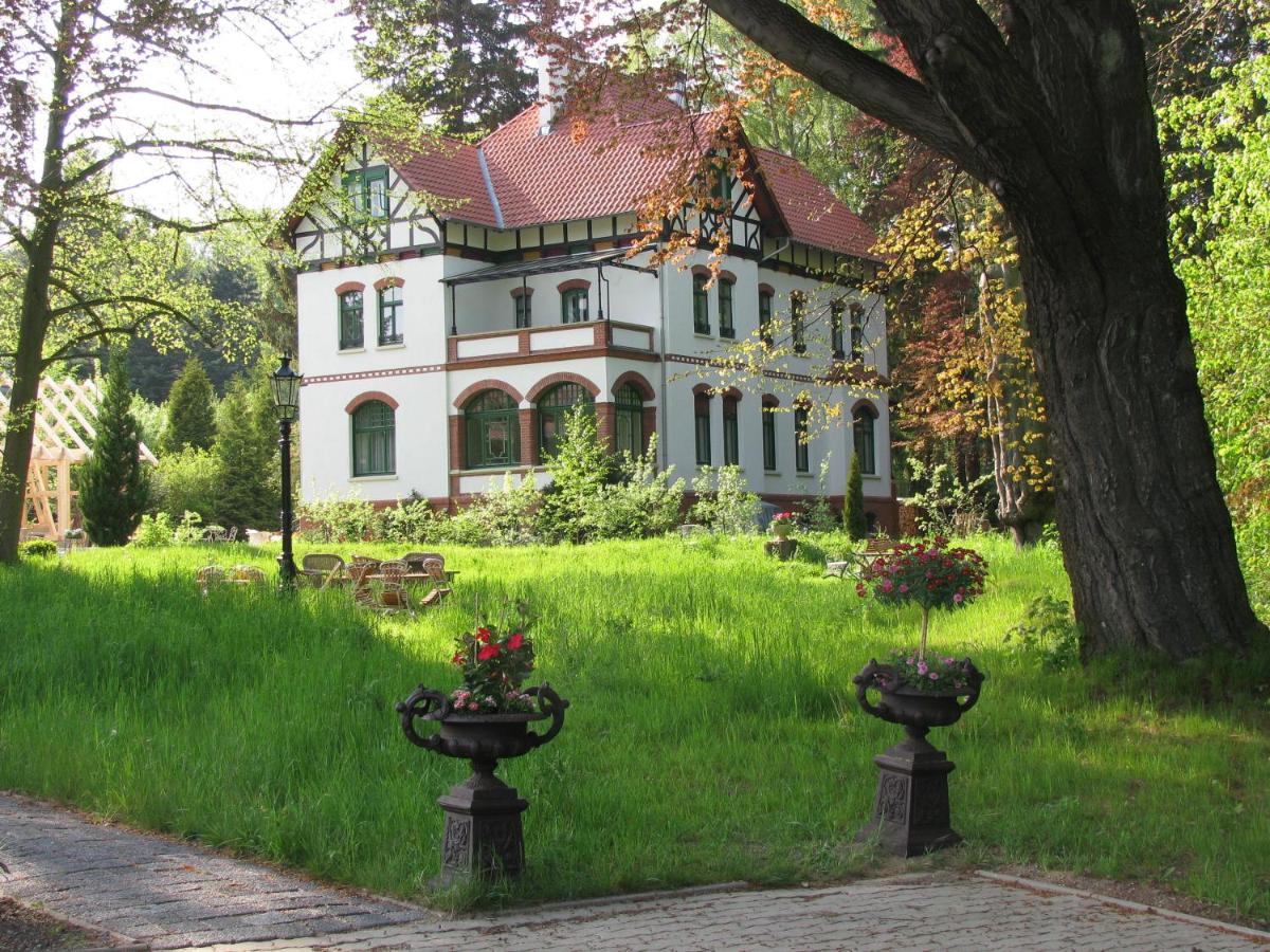 B&B Wernigerode - Historische Pension Villa Uhlenhorst - Bed and Breakfast Wernigerode