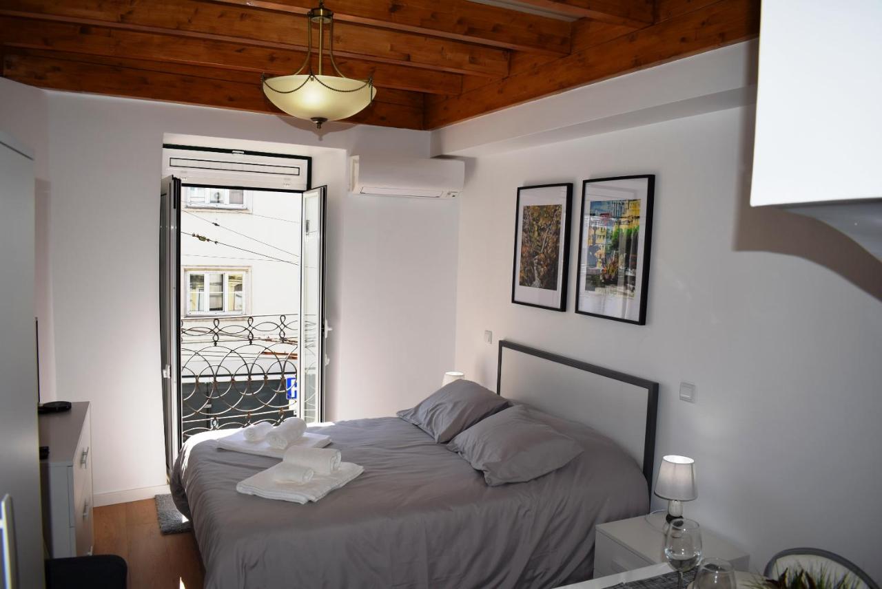 B&B Coimbra - Studio Station 2 - Bed and Breakfast Coimbra