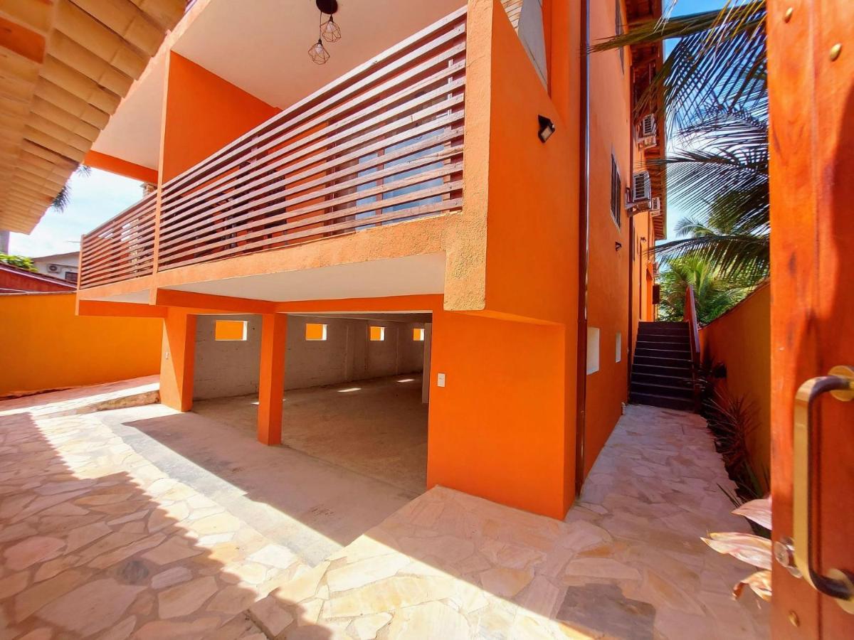 Algodão - Novo Flat com Piscina, 50mts da praia, churrasqueira privativa, ar con, wi-fi, netflix, garagem - B&B
