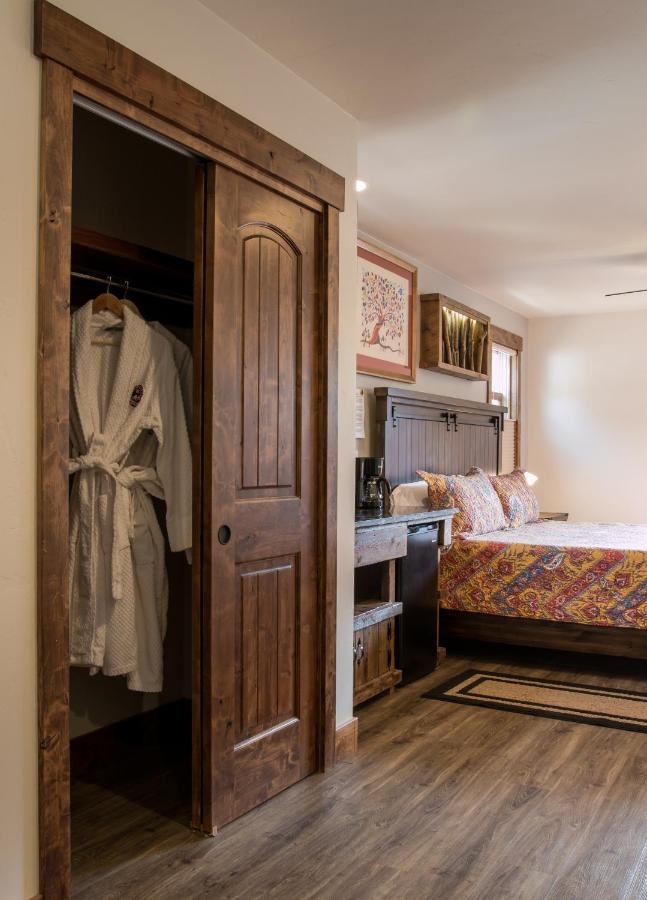 Chambre Lit King-Size - Vue sur Montagne