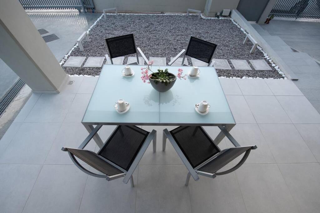 C&A Luxury Apartment - B&B