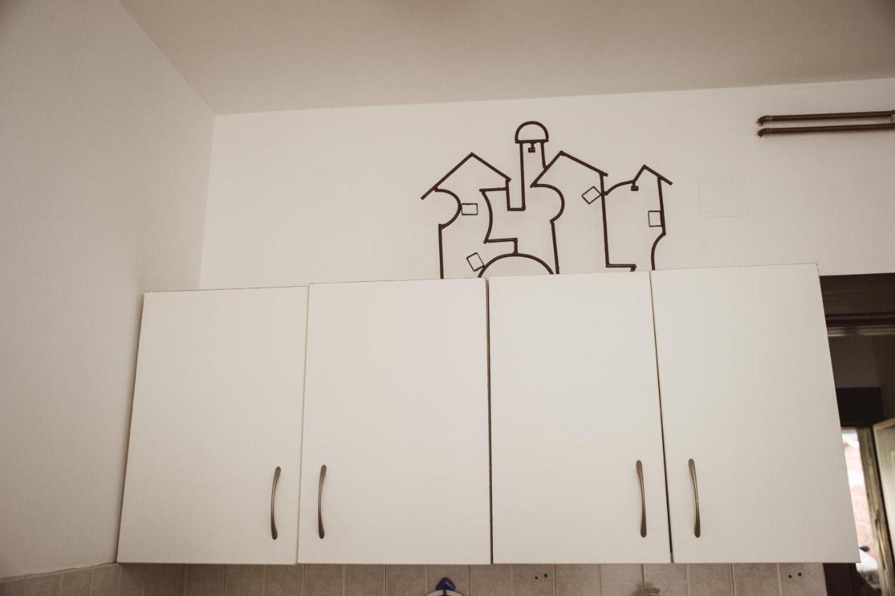 Studio5, sa parkingom, centar Obrenovca - B&B