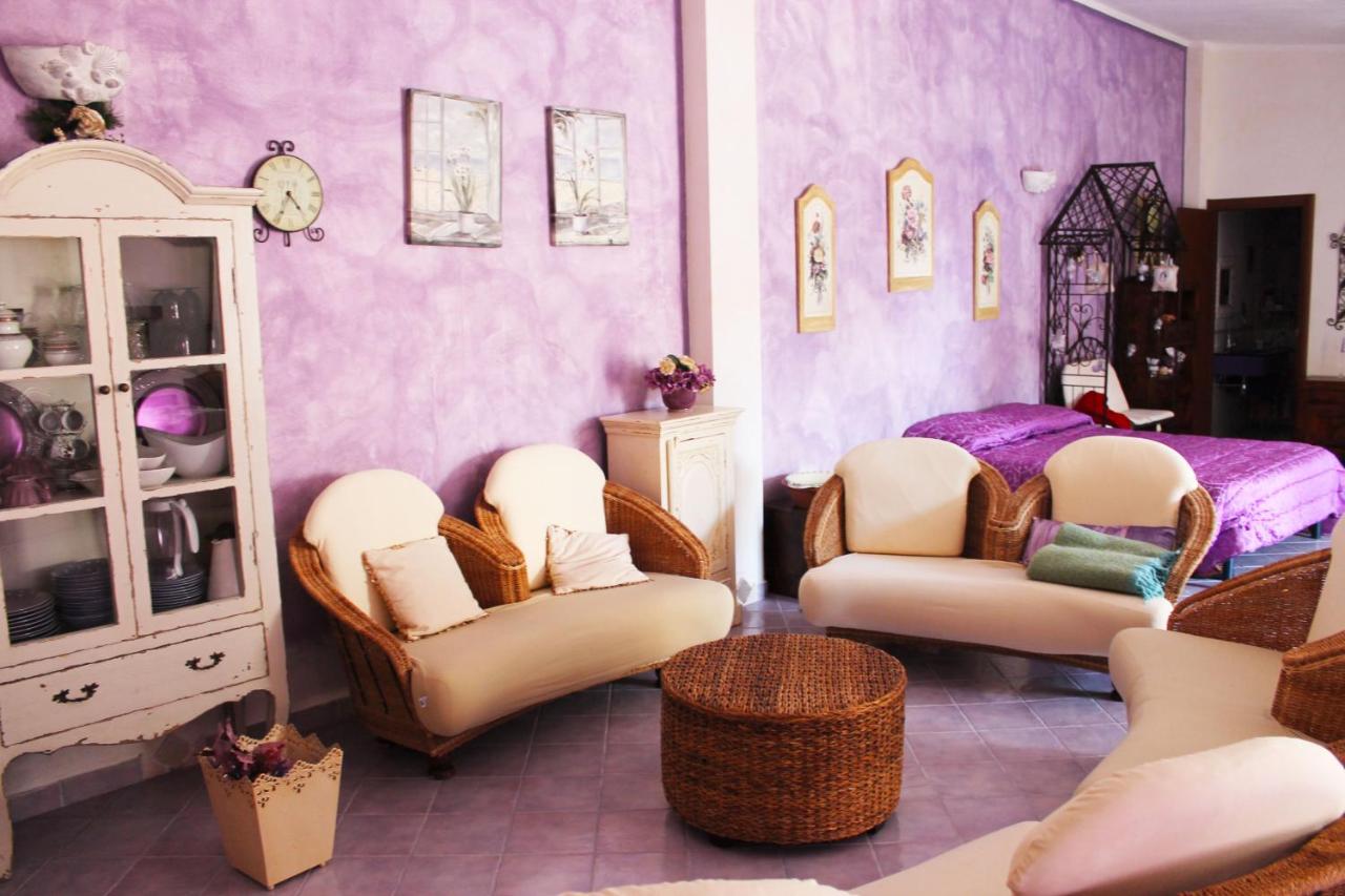 One-Bedroom Apartment (4 Adults)