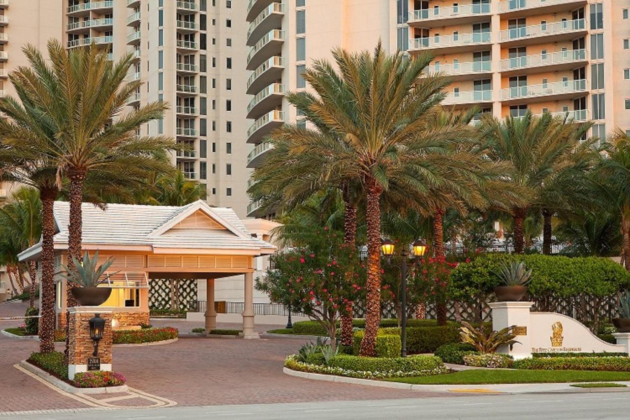Ritz Carlton Luxurious Residence on Singer Island - B&B
