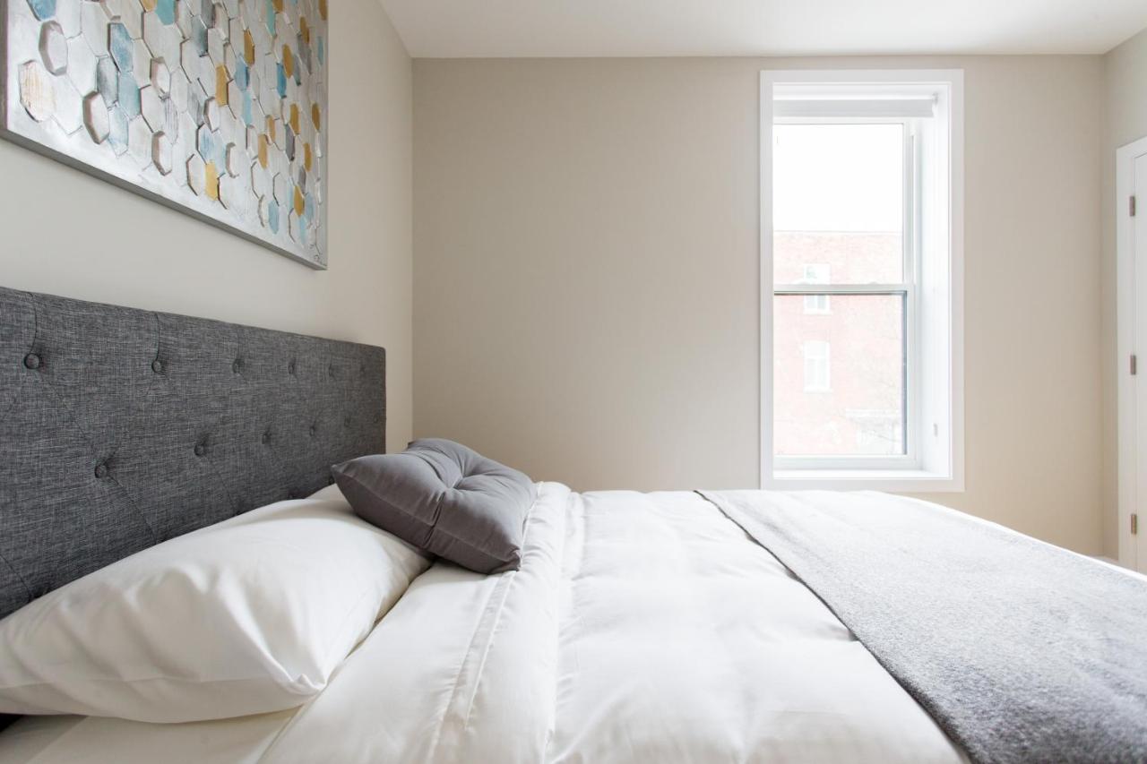 Little Italy - Trendy Little Italy 3 Bedroom Condo - B&B Montréal