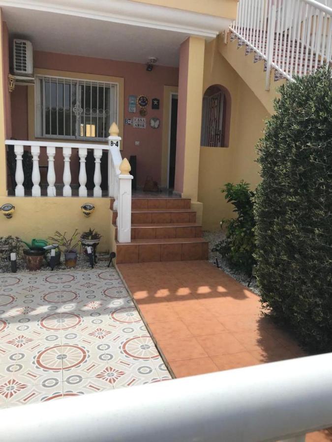 Amazing Villamartin House Sleeps 6 with Pool - B&B Igueste